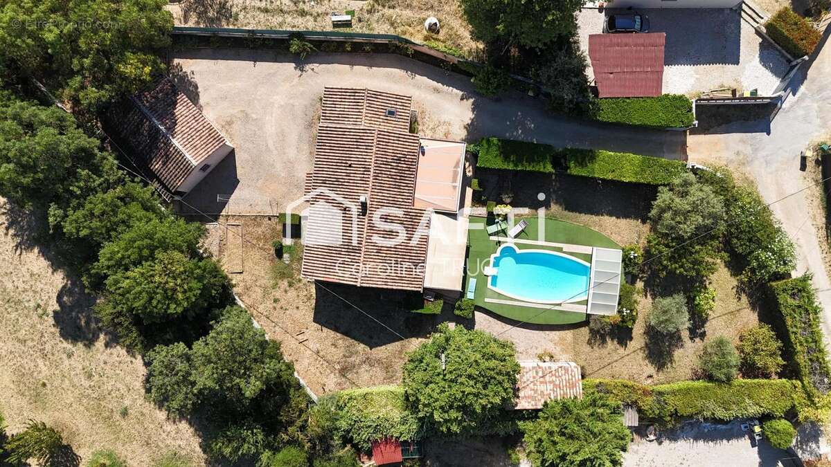 Photo 2 - Maison à ROCBARON