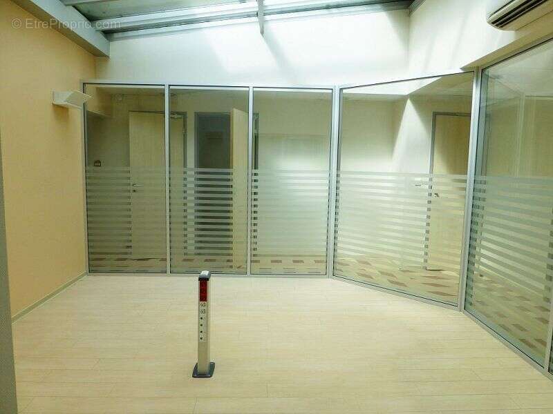 Appartement 140 m² à Sens  - photo 3