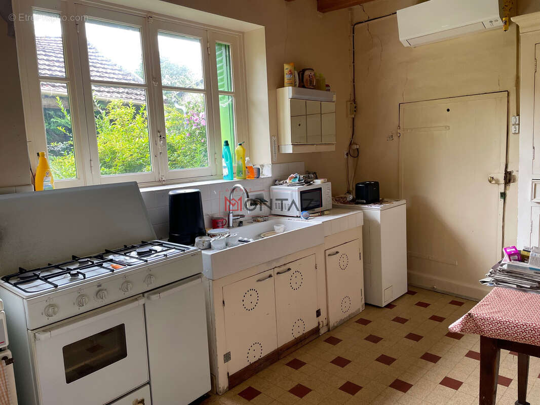 Maison à REBAIS