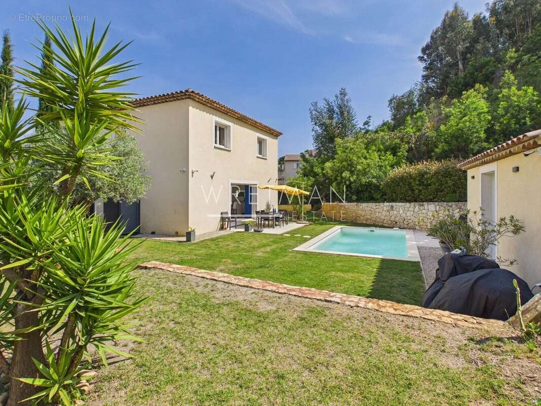 Maison à PEGOMAS