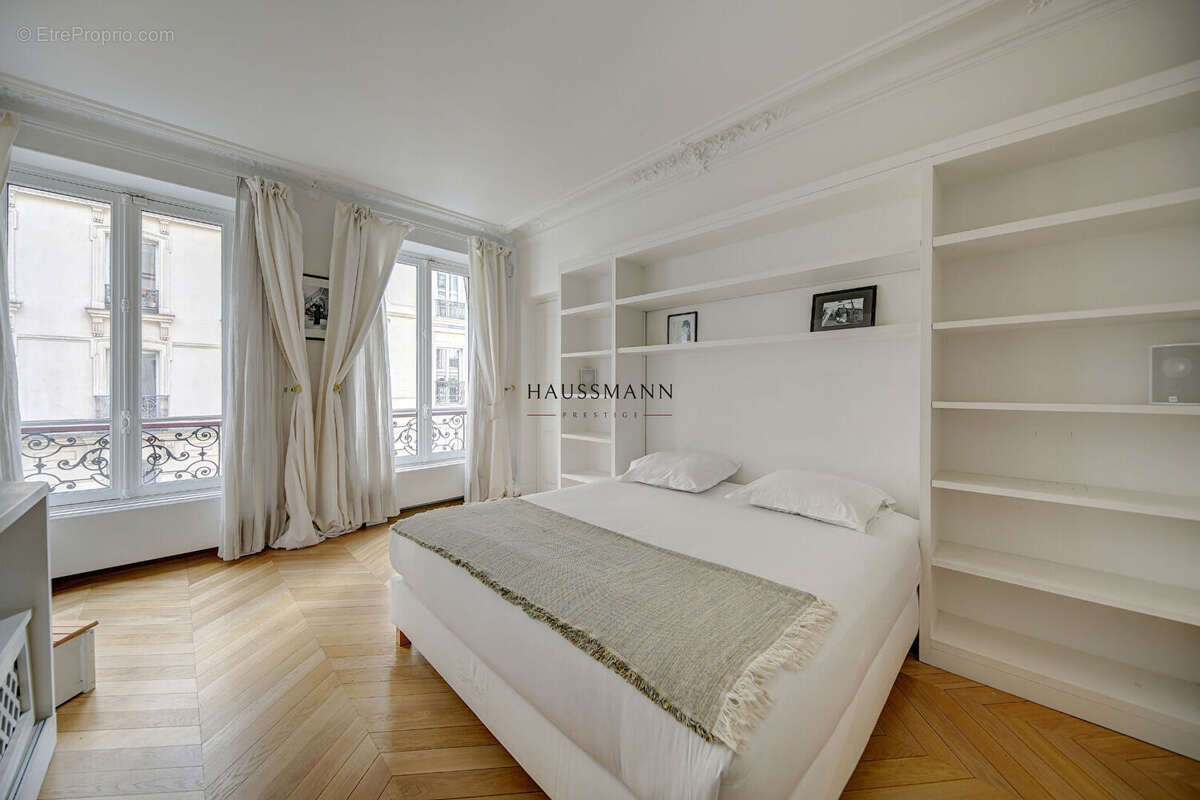 Appartement à PARIS-6E