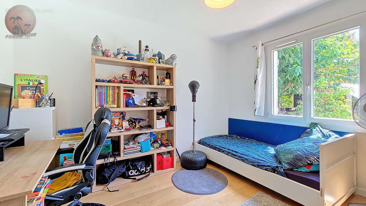 Maison à MOUANS-SARTOUX