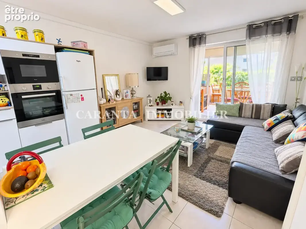 Vente appartement Sainte-Maxime 2 pièces avec véranda, terrasse, jardinet et cave - photo 2