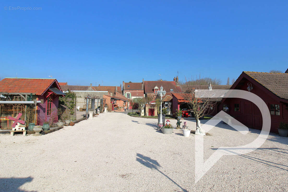 Maison à GRANDFRESNOY