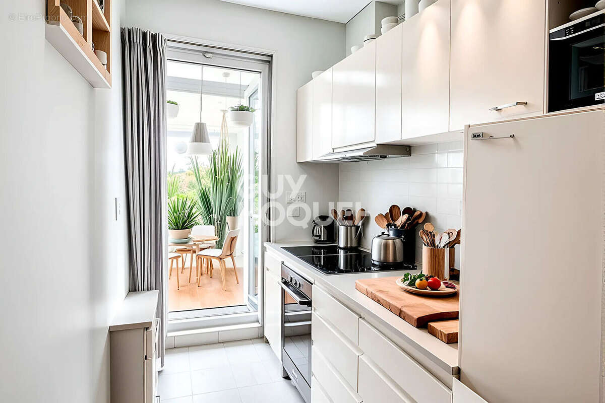 Maison à REMIRE-MONTJOLY