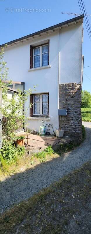 Maison mitoyenne à rénover  Fort potentiel à Plédran - photo 3