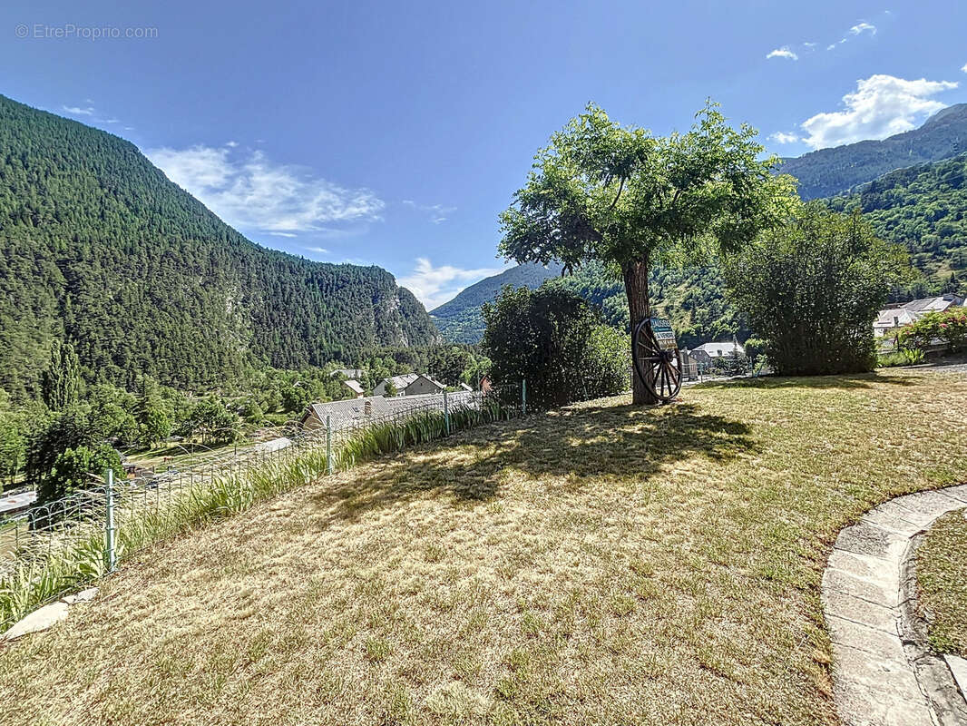 Appartement à LA CONDAMINE-CHATELARD