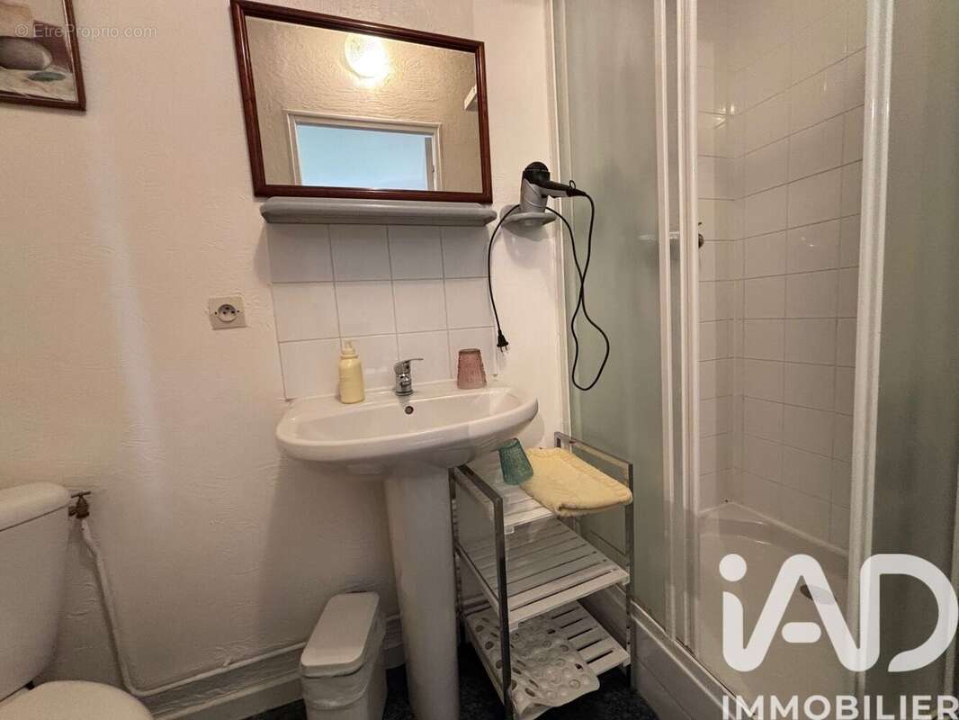 Maison 156 m² à Girondelle  - photo 7