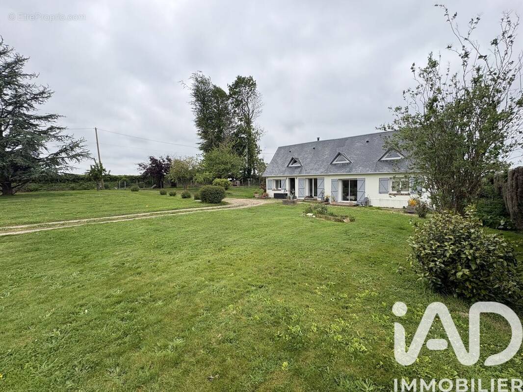 Photo 1 - Maison à SAINT-SAUVEUR-D'EMALLEVILLE