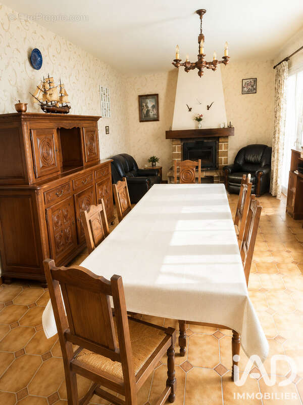 Photo 4 - Maison à NEUILLE-PONT-PIERRE