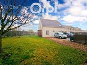 Maison à ESTREES-SAINT-DENIS