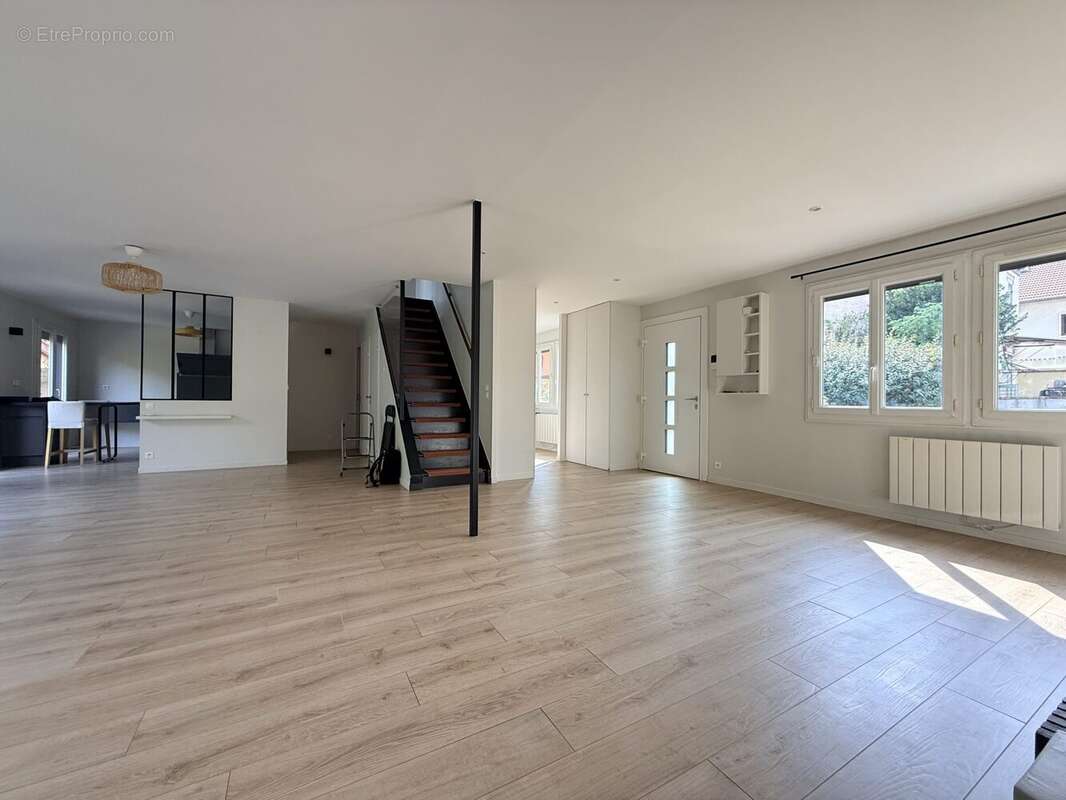 Maison 150 m² à Clamart  - photo 5