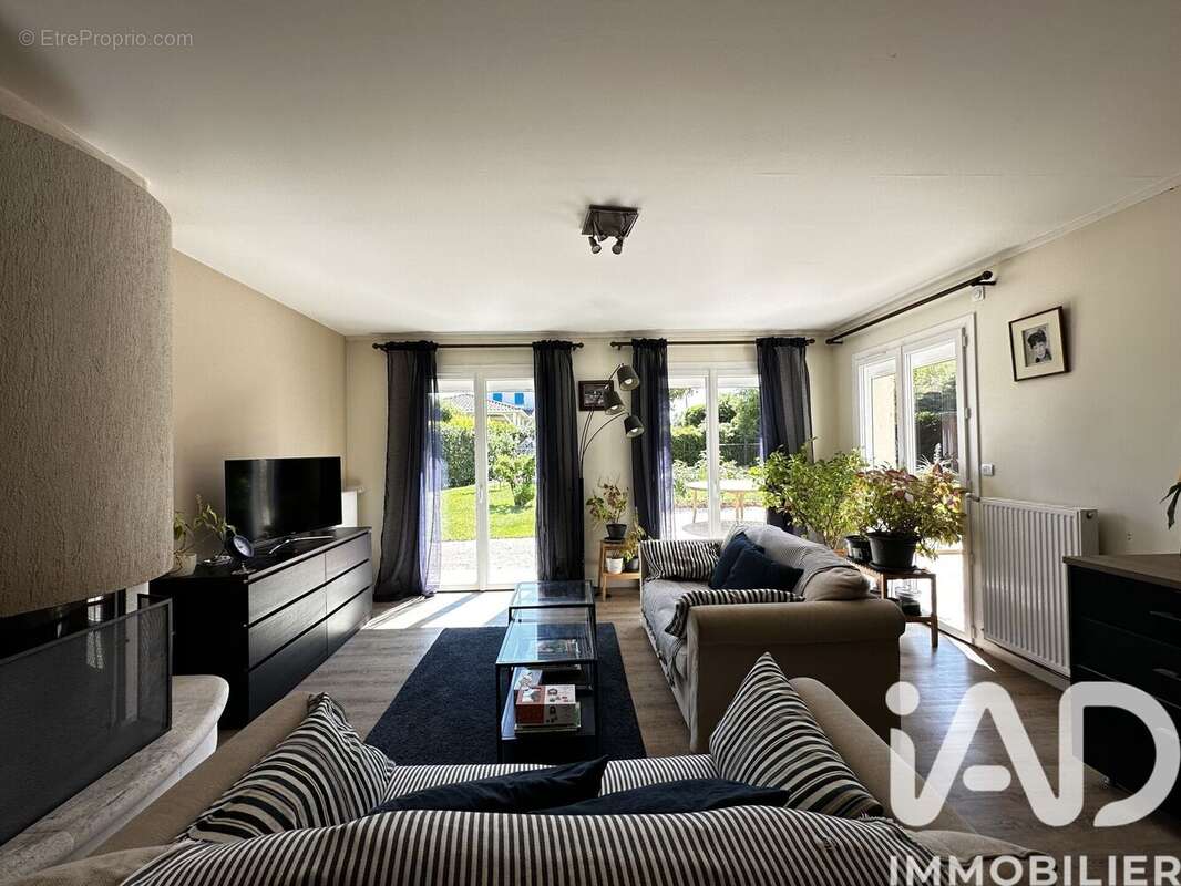 Photo 2 - Maison à VILLENEUVE-SUR-LOT