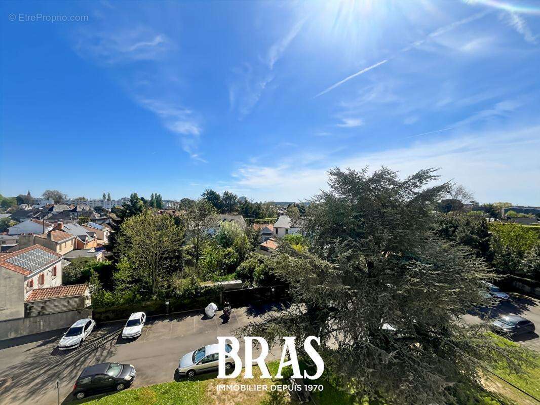 Appartement Nantes 3 pièce(s) 55.61 m2 - photo 2