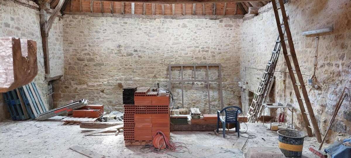 Maison à BADEFOLS-D'ANS