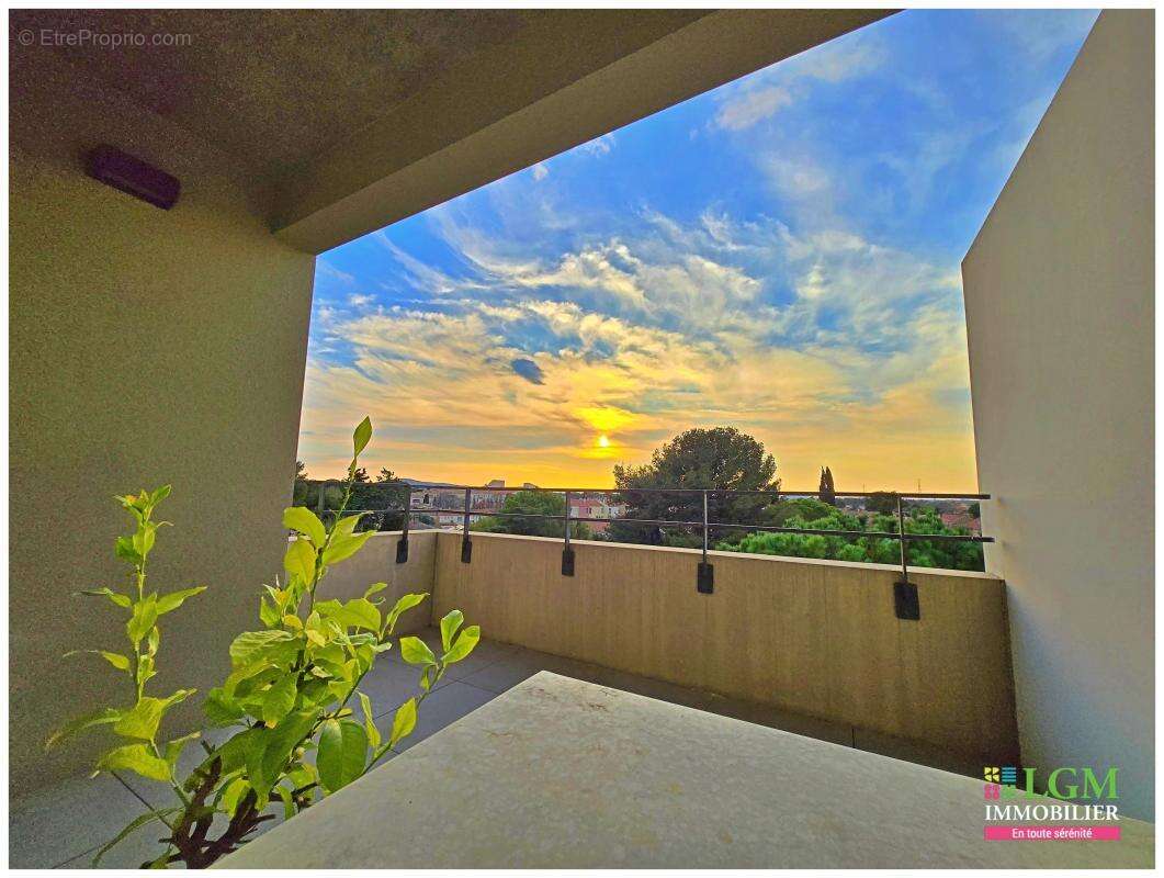 Appartement à LATTES