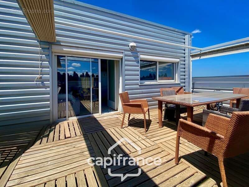 Commerce à LE SOLER