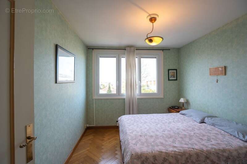 Appartement à BRON