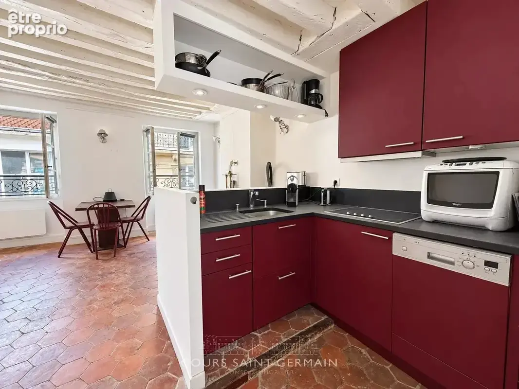 2/3 pièces rénové – Saint-Germain-des-Prés – 47 m² - photo 4