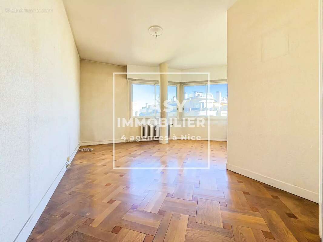 Appartement 3 pièces 73 m² à vendre à Nice (06000) - photo 2