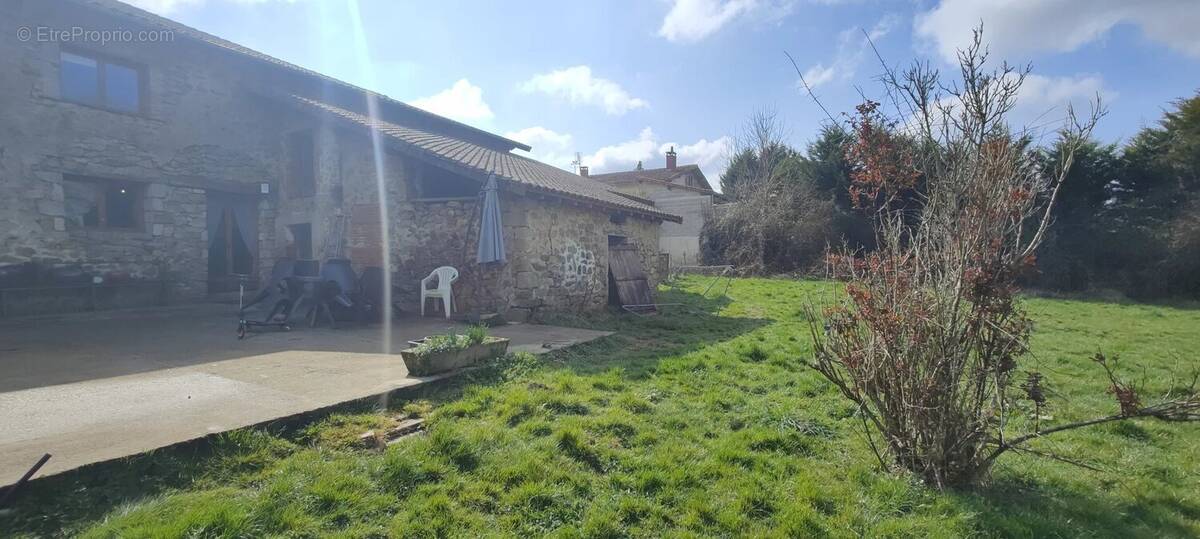 Maison à SAINT-AUVENT