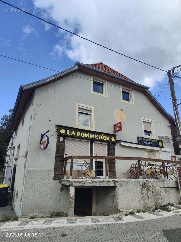 Maison à MONTECHEROUX