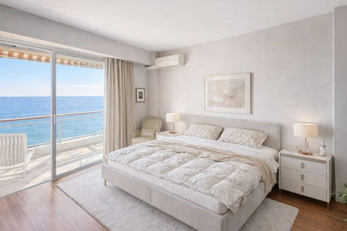 Appartement à VALLAURIS