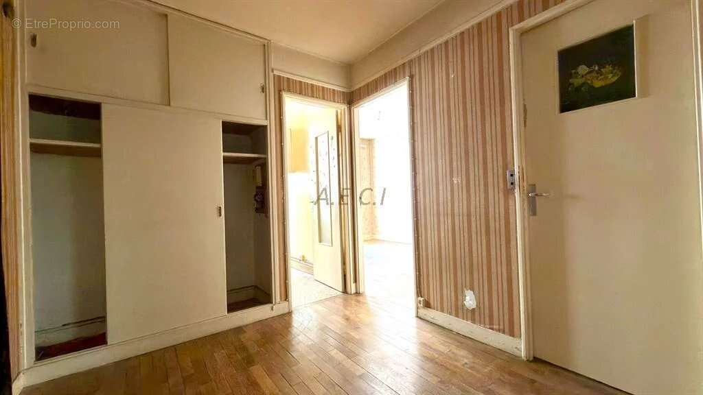 Appartement à ASNIERES-SUR-SEINE