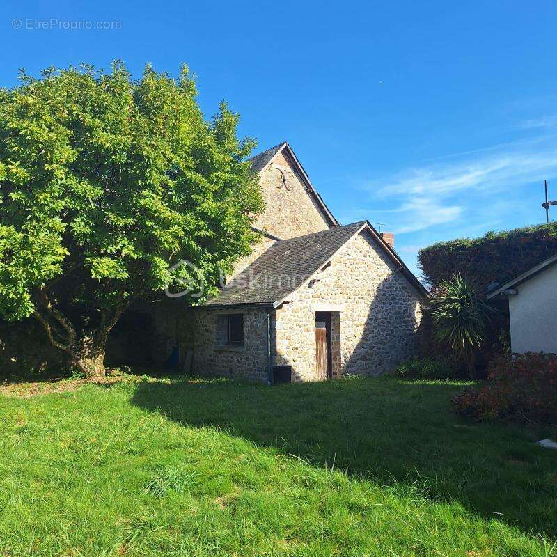 Maison à MARTIGNE-SUR-MAYENNE