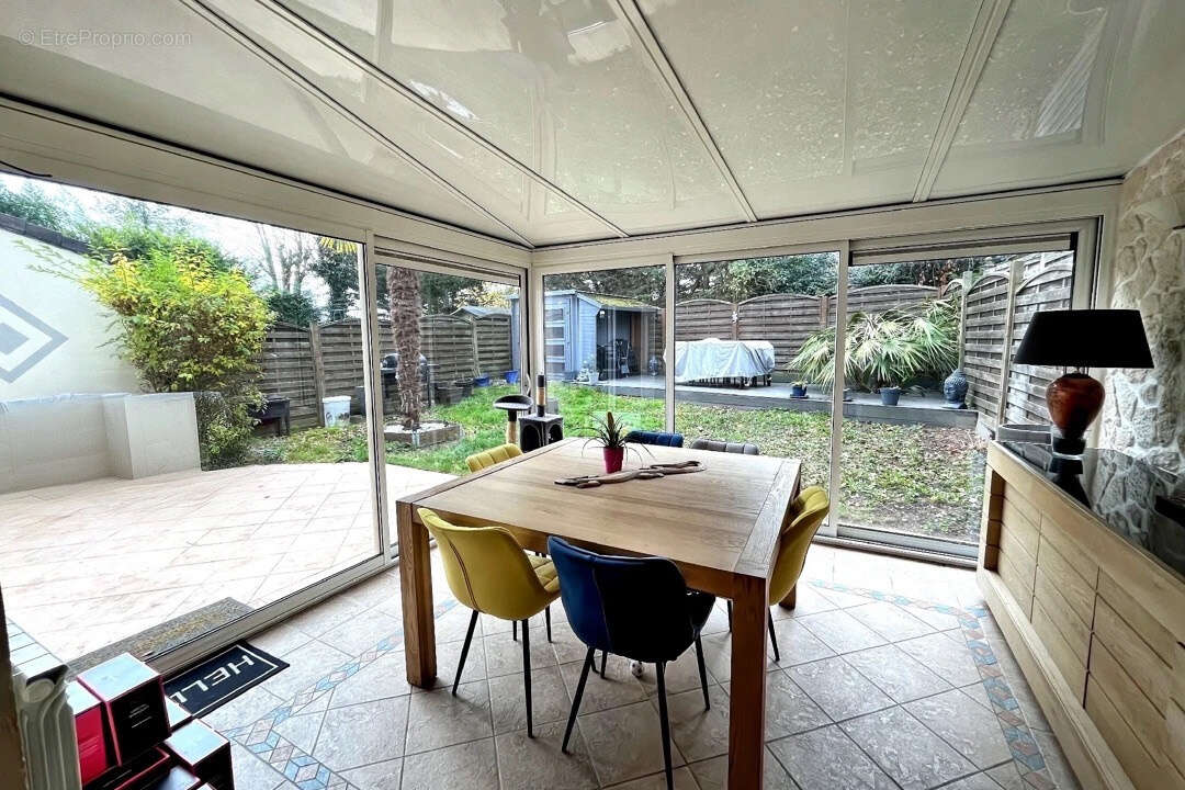 Maison à MANTES-LA-VILLE