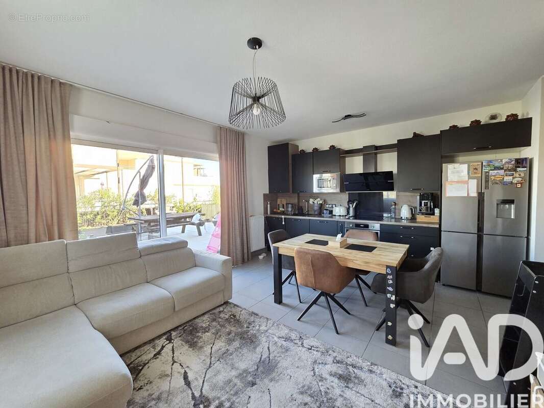 Photo 2 - Appartement à NIMES