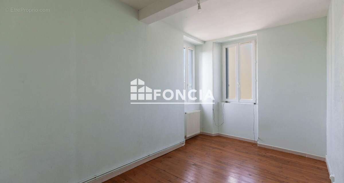 Maison à BERNAC-DEBAT