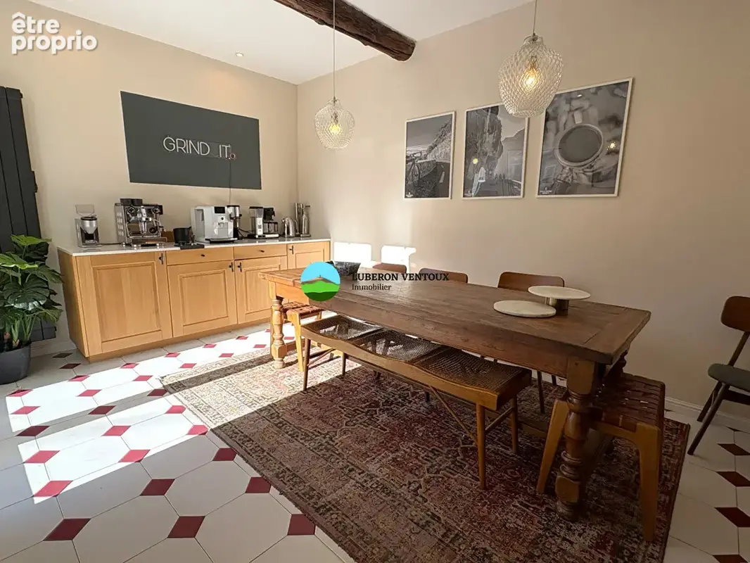BEDOIN, superbe maison de village 6 suites avec piscine et gîte. - photo 9