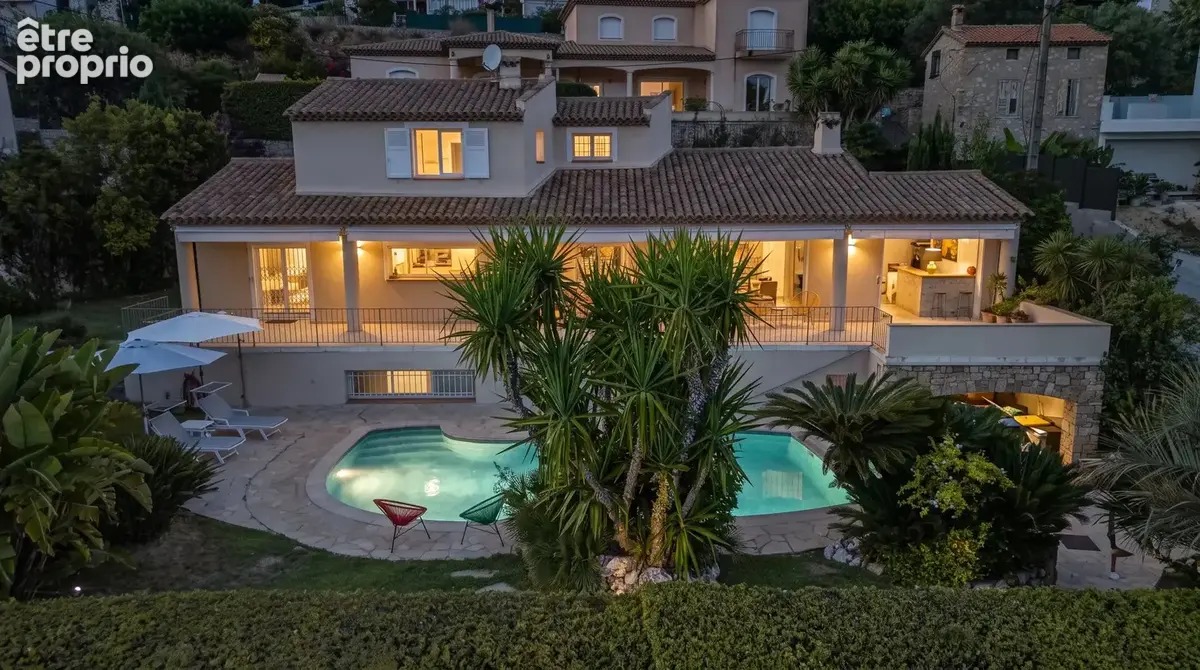 Maison à MOUGINS