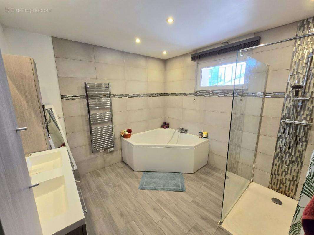 Maison à LES PENNES-MIRABEAU