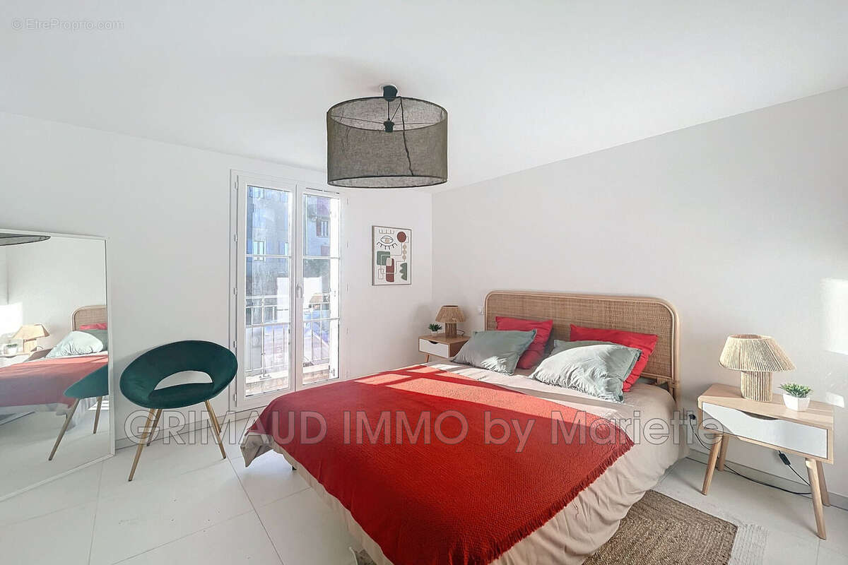 Maison à LA GARDE-FREINET