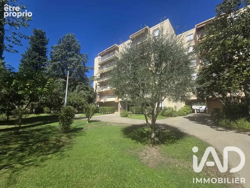 Photo 1 - Appartement à NIMES