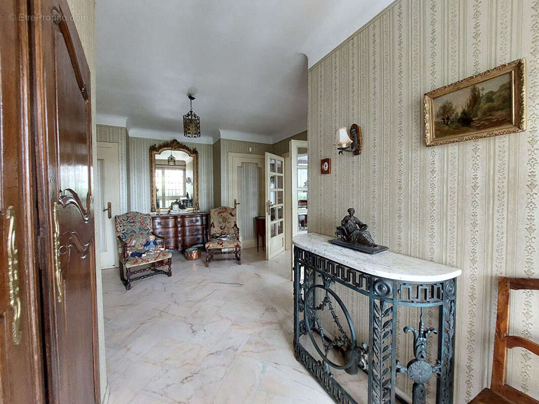 Maison Montigny-les-metz 5 pièce(s) 151m2 - photo 6