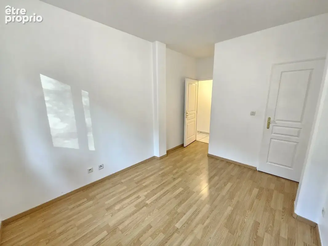 Appartement 4 pièces 89 m² à vendre à Saint-Etienne (42000) - photo 7