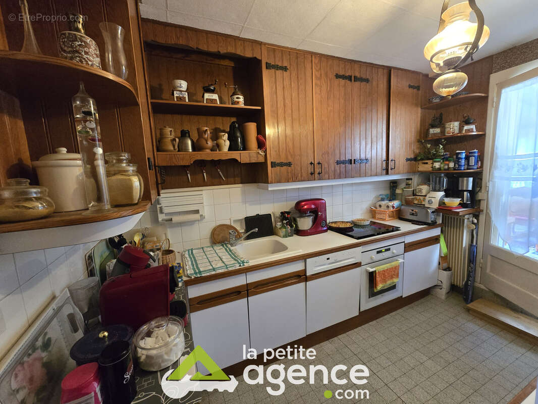 Maison à SAINT-AMAND-MONTROND