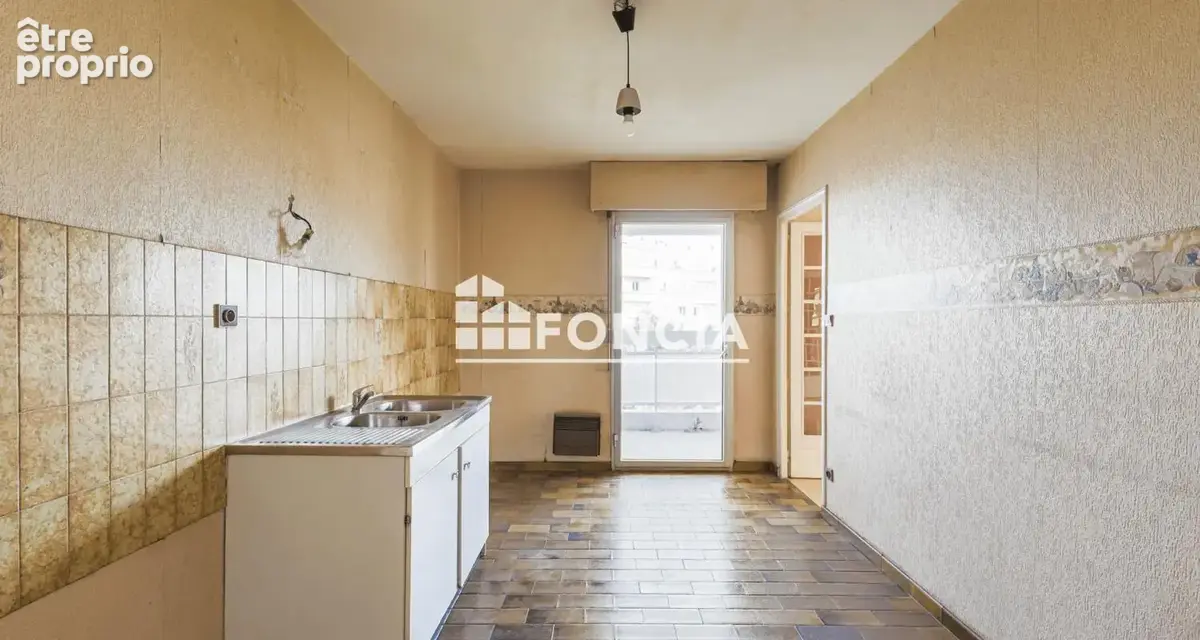 T4 - 95m2 - terrasse - au calme - photo 8
