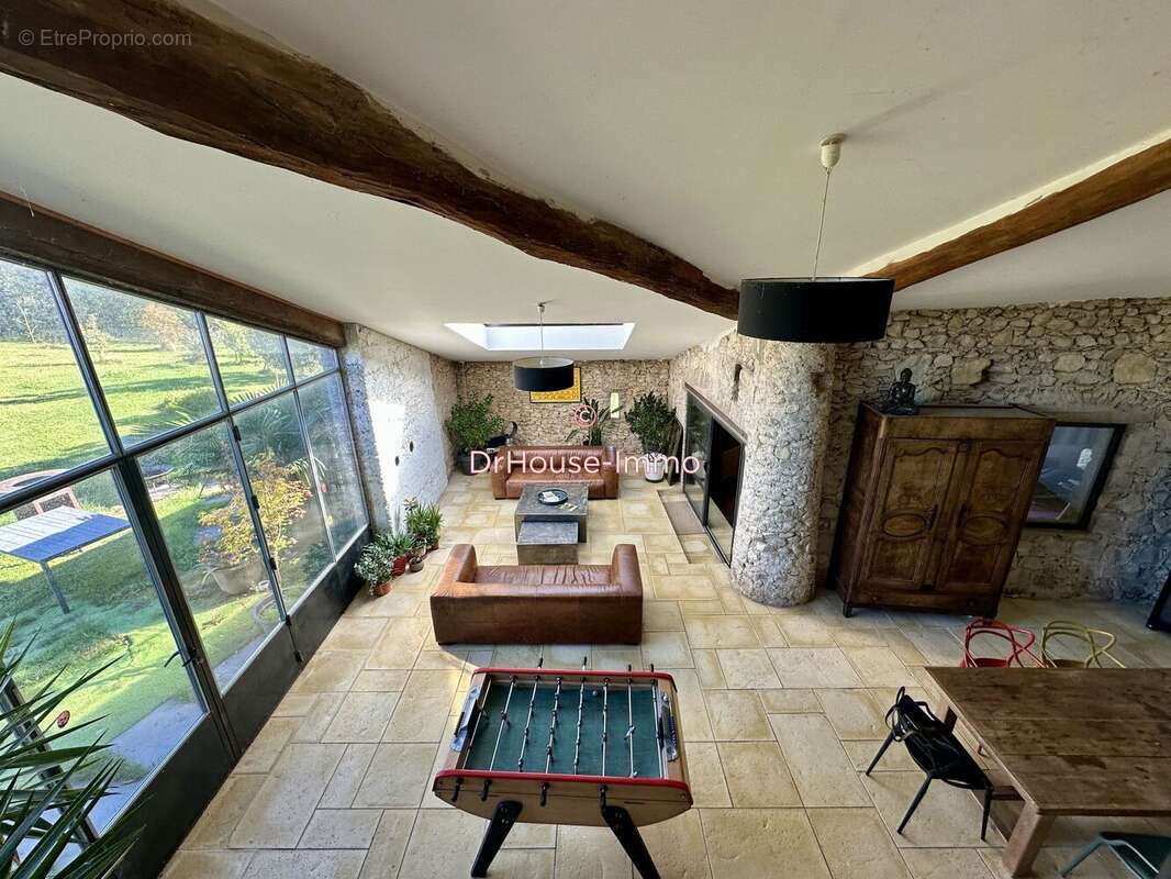 Maison à CLIOUSCLAT