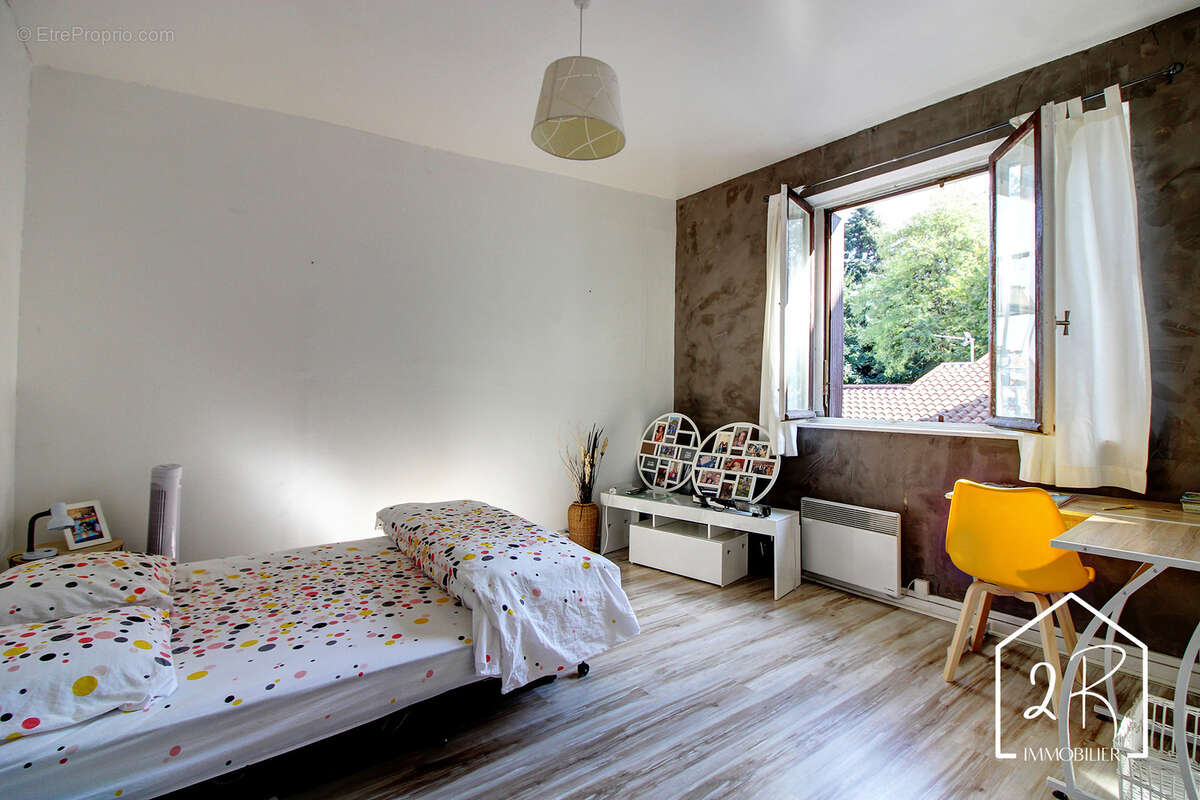 Maison à SAINT-SYMPHORIEN-D'OZON