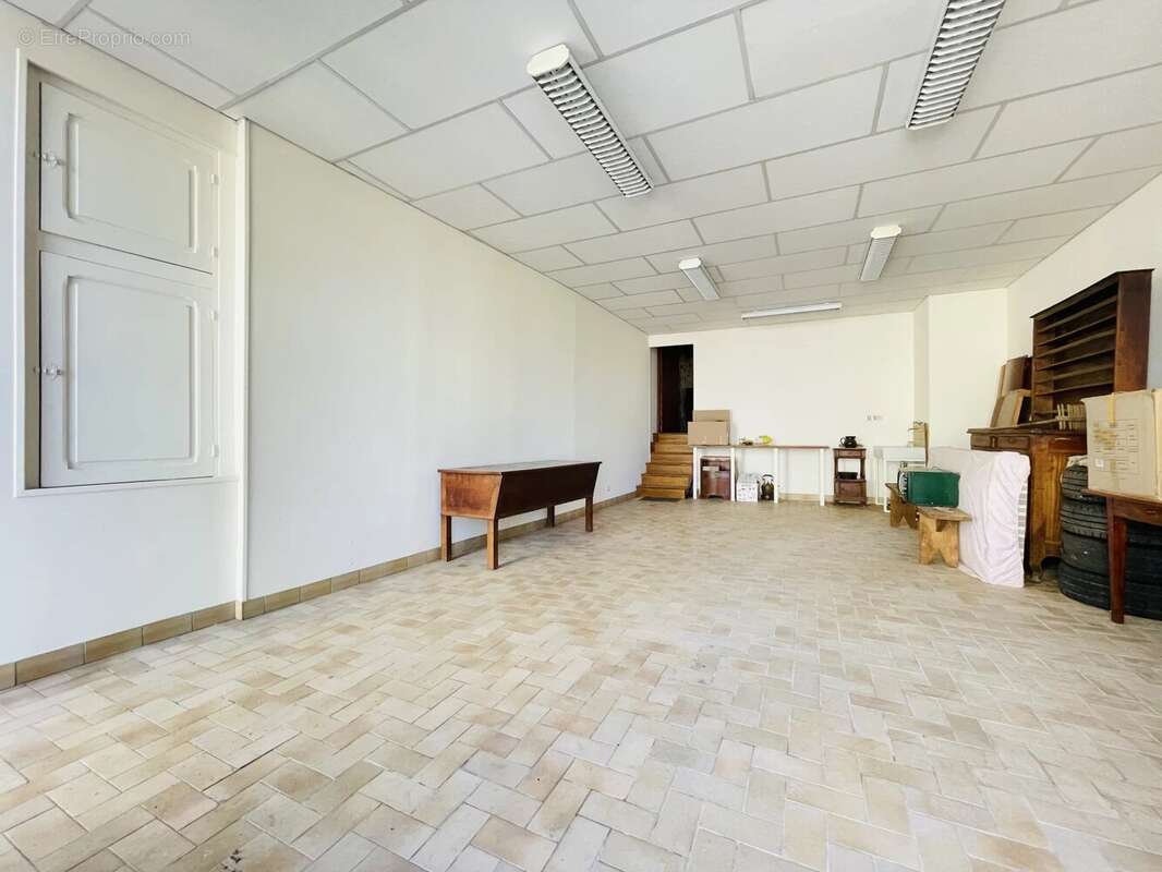Maison 145 m² à Availles-Limouzine  - photo 3