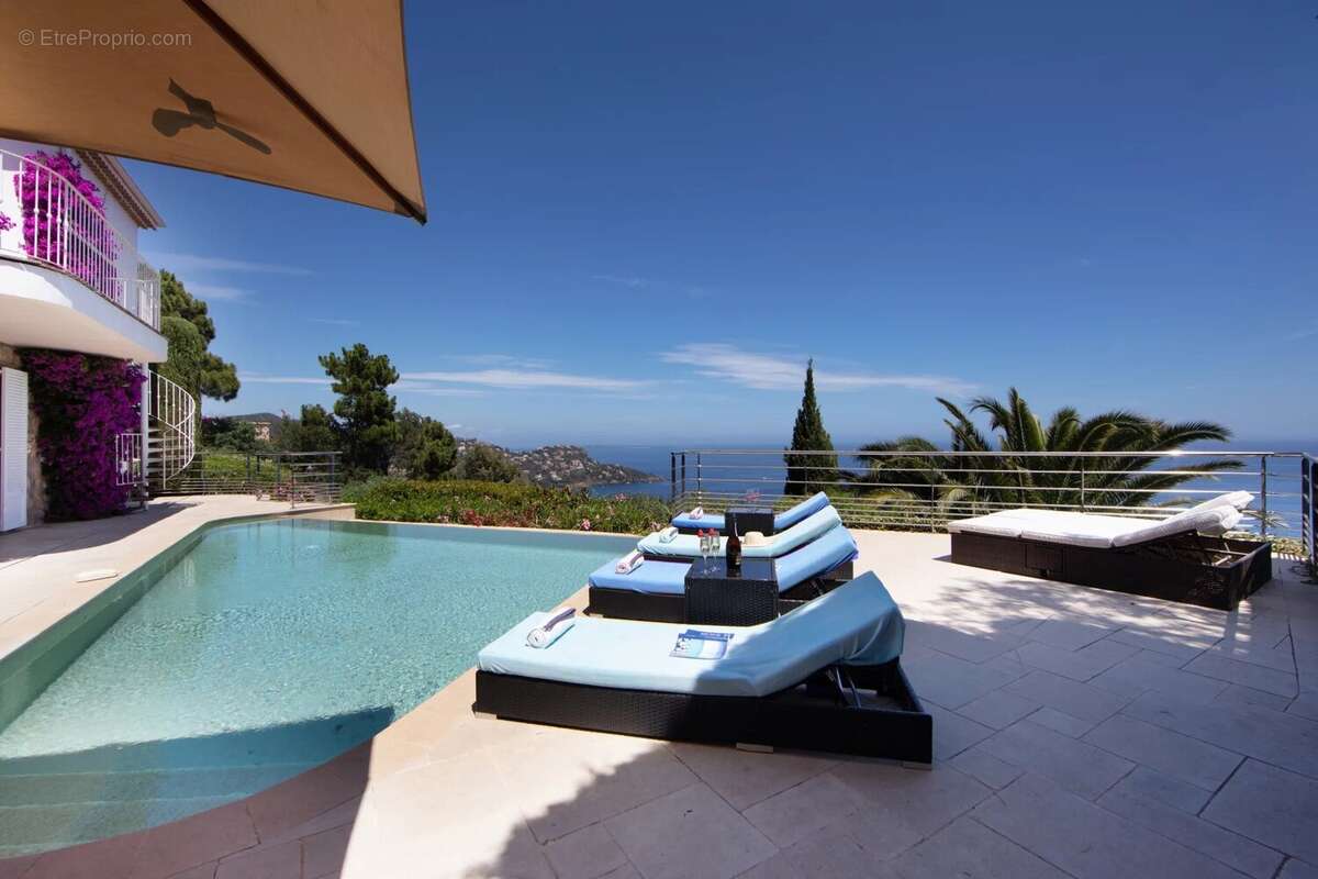 Maison à SAINT-RAPHAEL