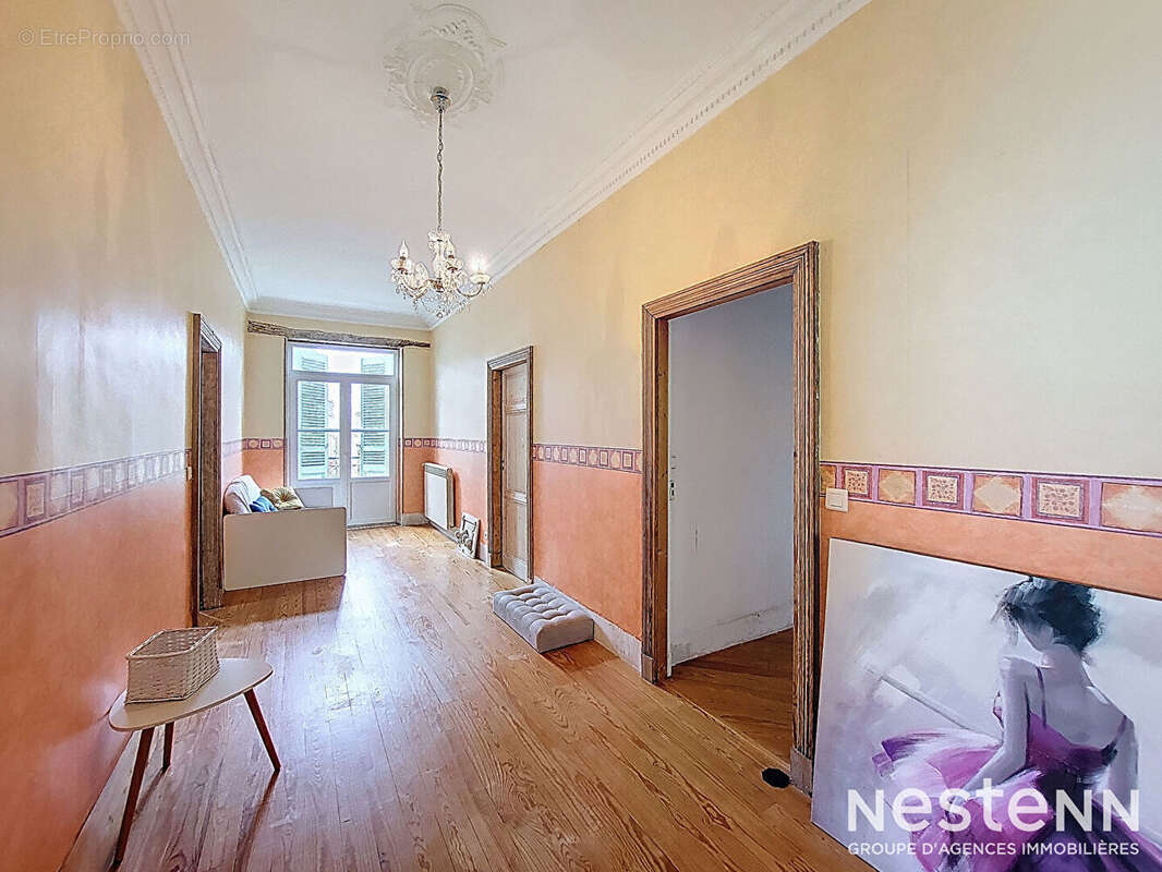 Maison à CASTELNAU-D&#039;AUZAN