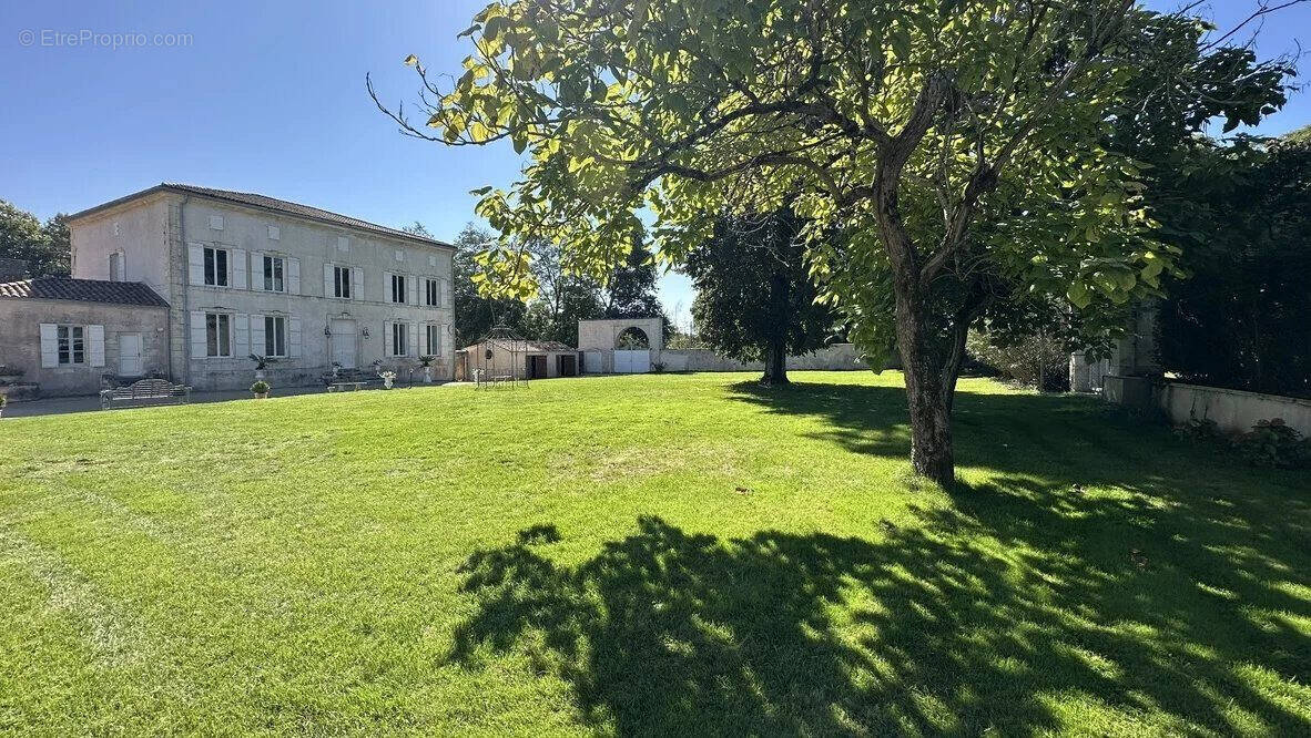 Maison à LA ROCHELLE