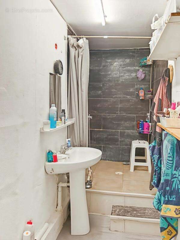 Maison à VILLENEUVE-SUR-BELLOT