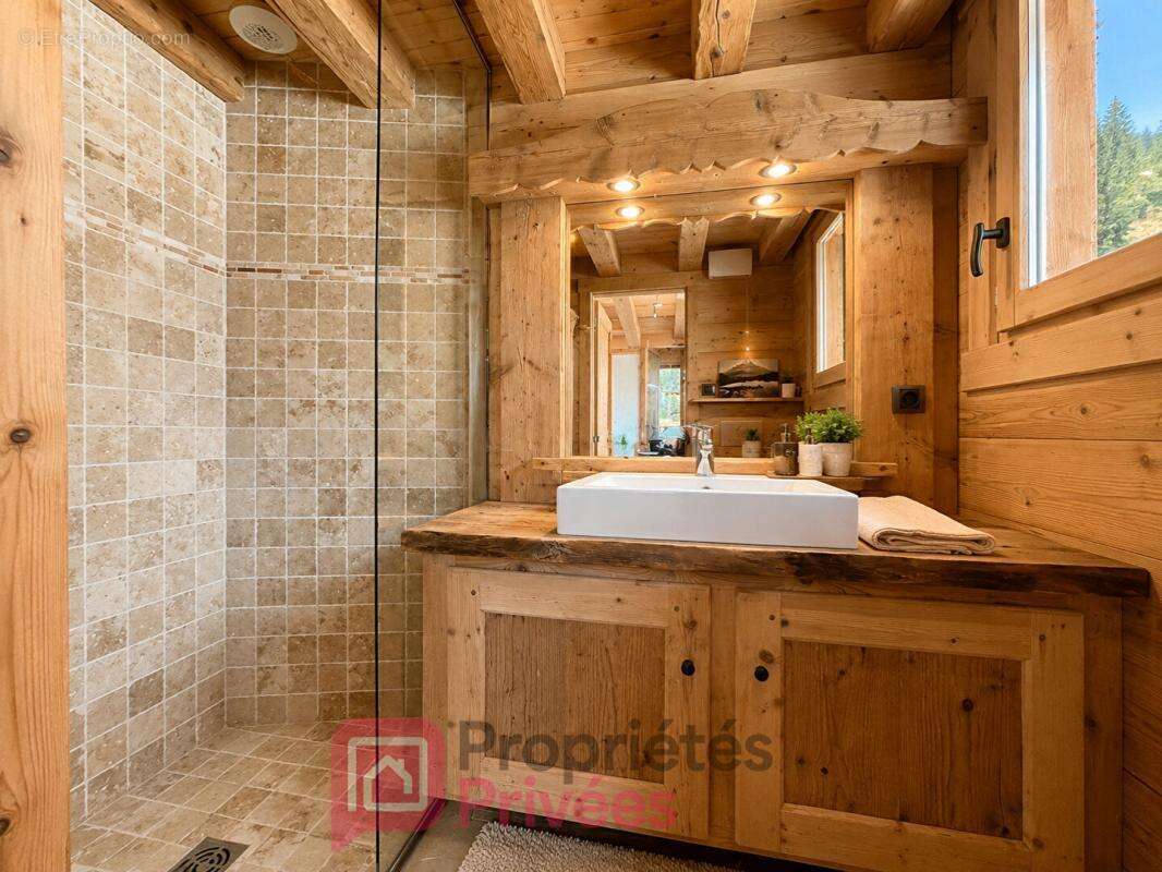 Maison Ugine 11 pièces 288 m2 - photo 10