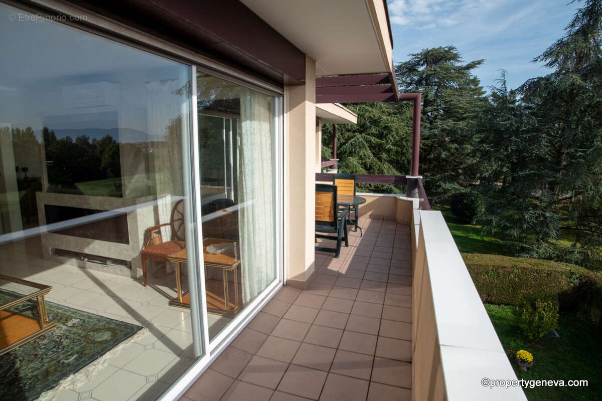 Appartement à FERNEY-VOLTAIRE